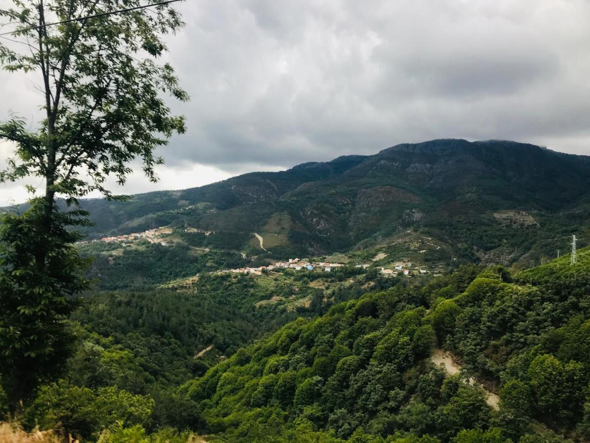 فيلا "Casa Do Avo Armindo" Mountain Experience فيلا ريال المظهر الخارجي الصورة
