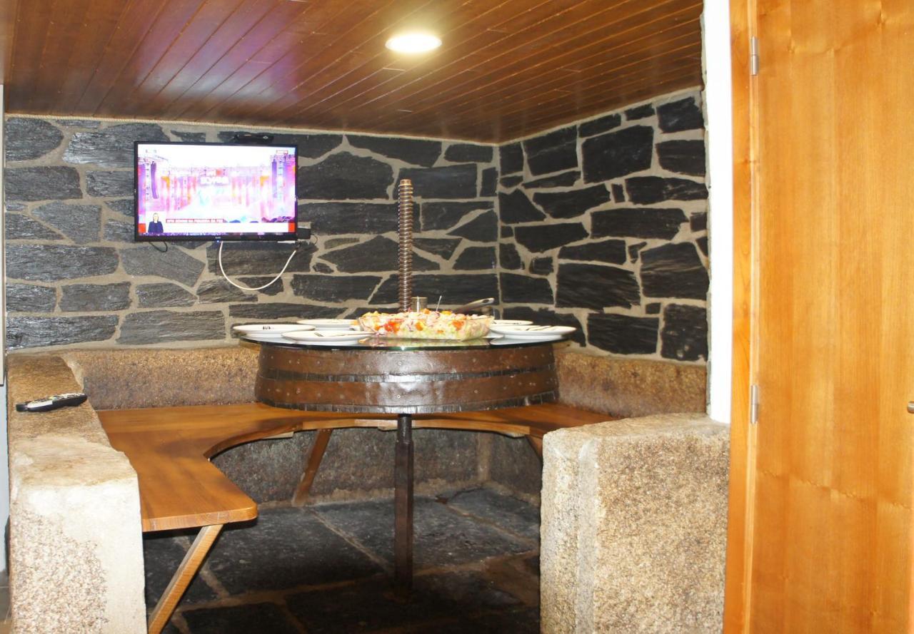 فيلا "Casa Do Avo Armindo" Mountain Experience فيلا ريال المظهر الخارجي الصورة